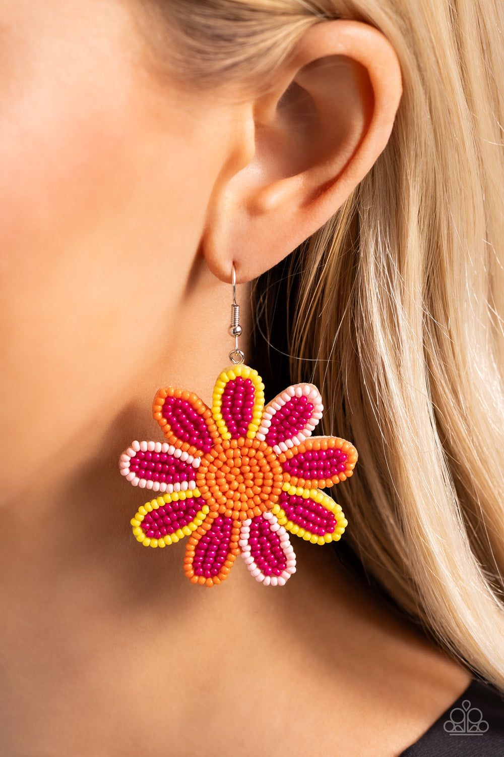 Decorated daisies - Pink 10/23