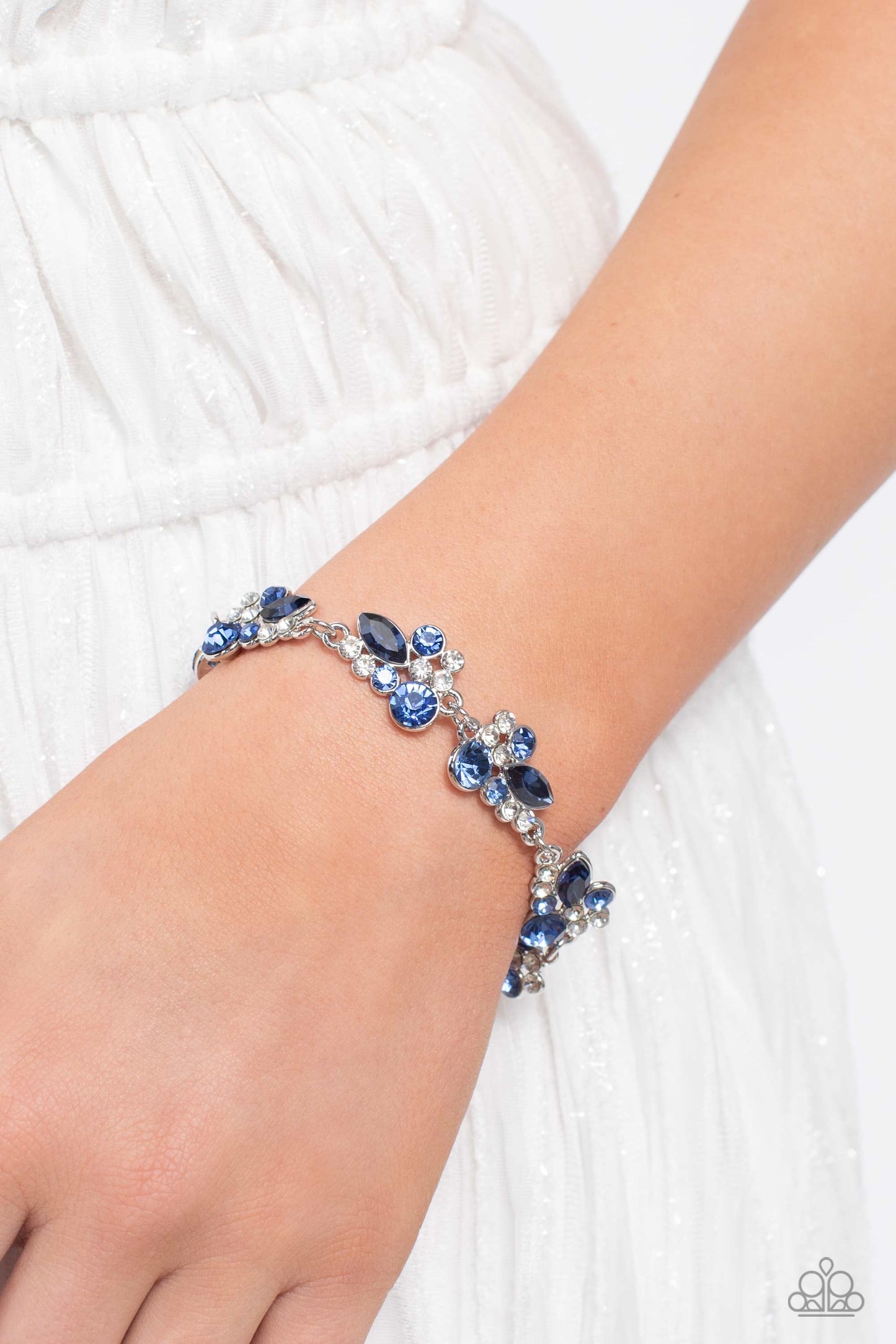 Poolside Perfection - blue