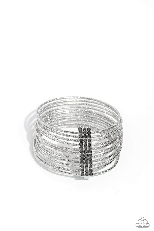 Shimmery silhouette – silver ￼