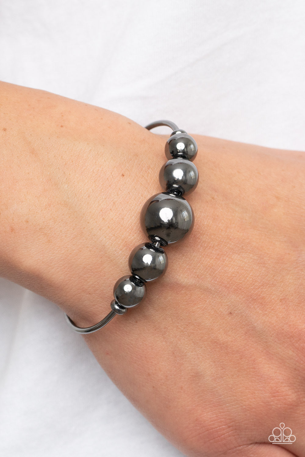 Bead Creed - black
