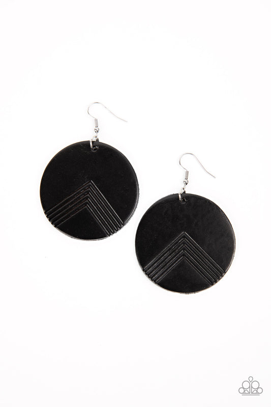 On the edge of edgy – Black