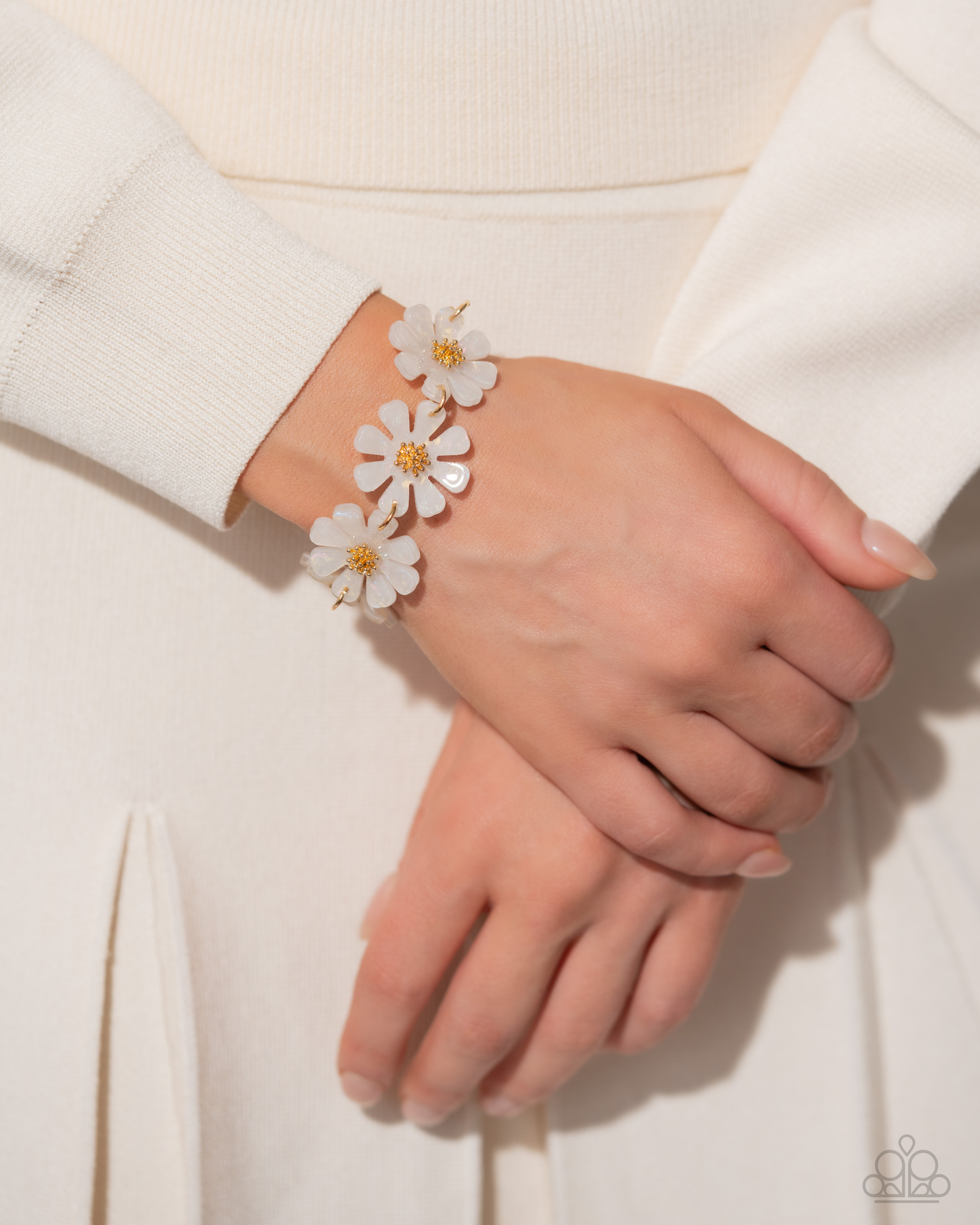 Poppin’ Pastel - White