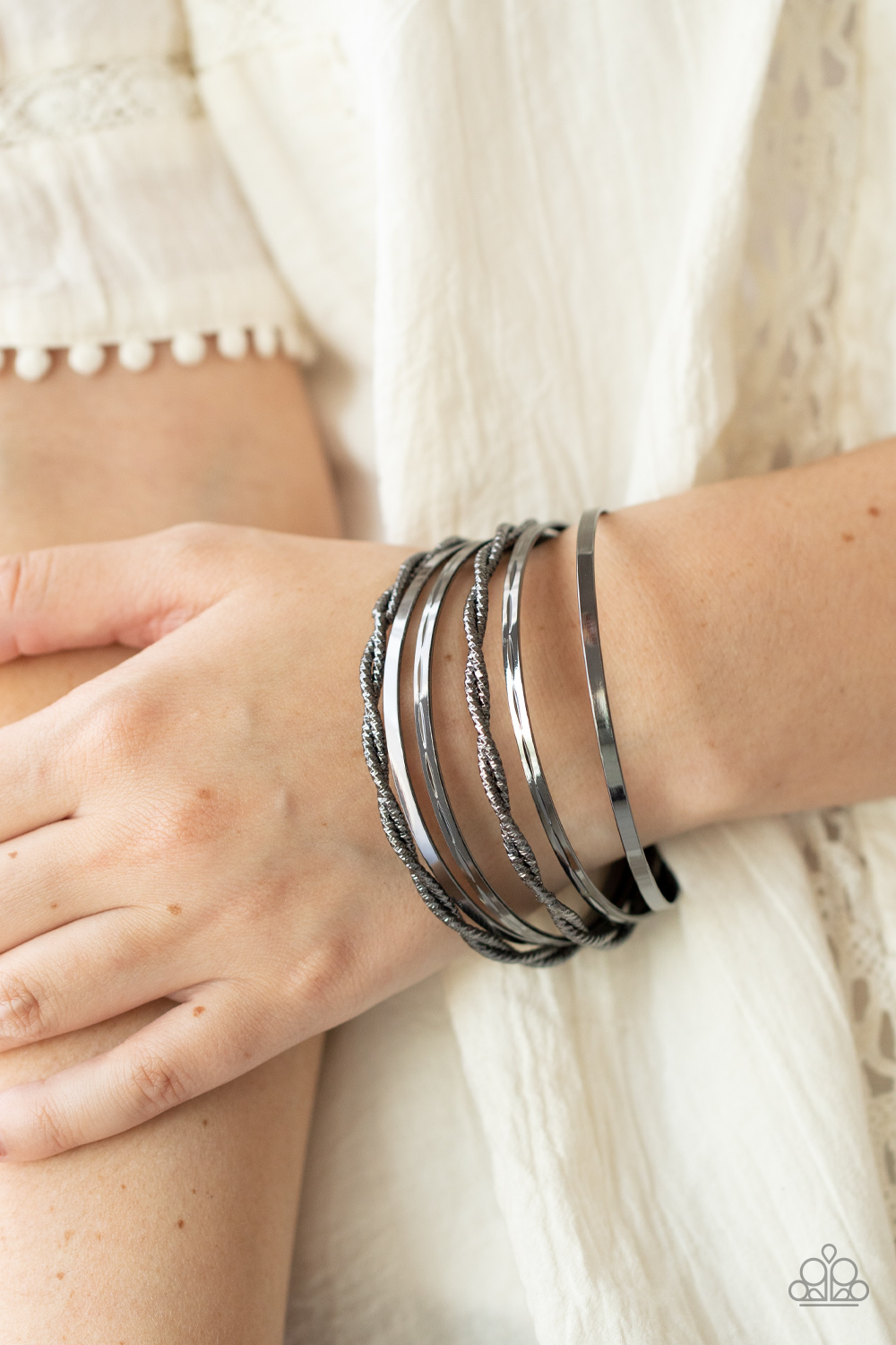 Sensational shimmer - black