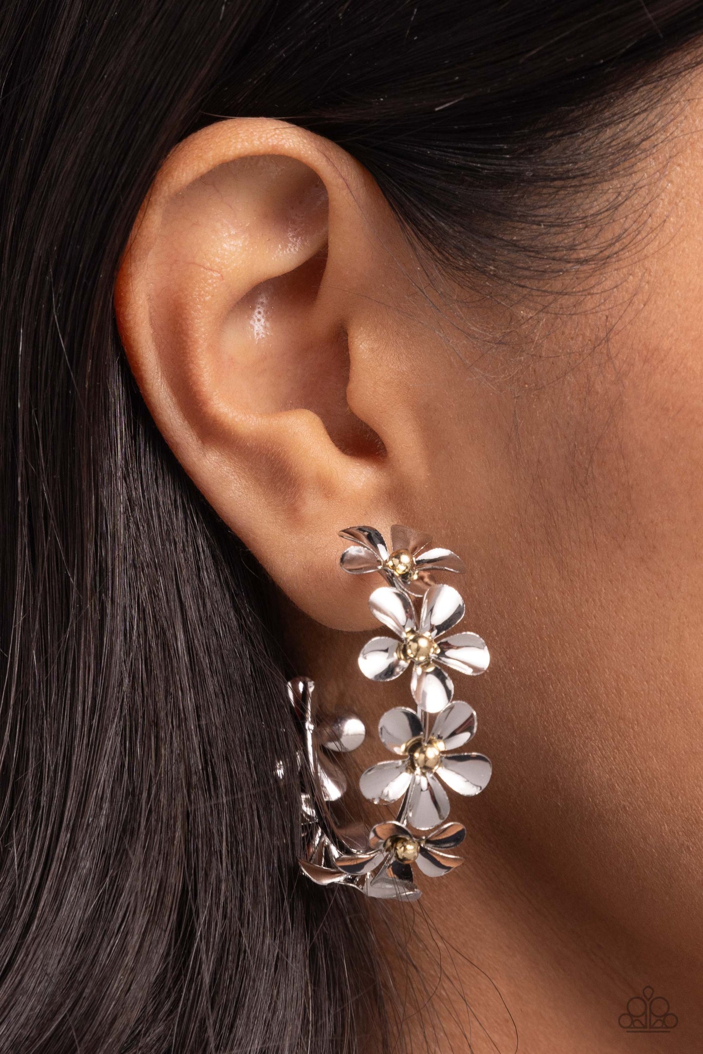 Floral flamenco – silver