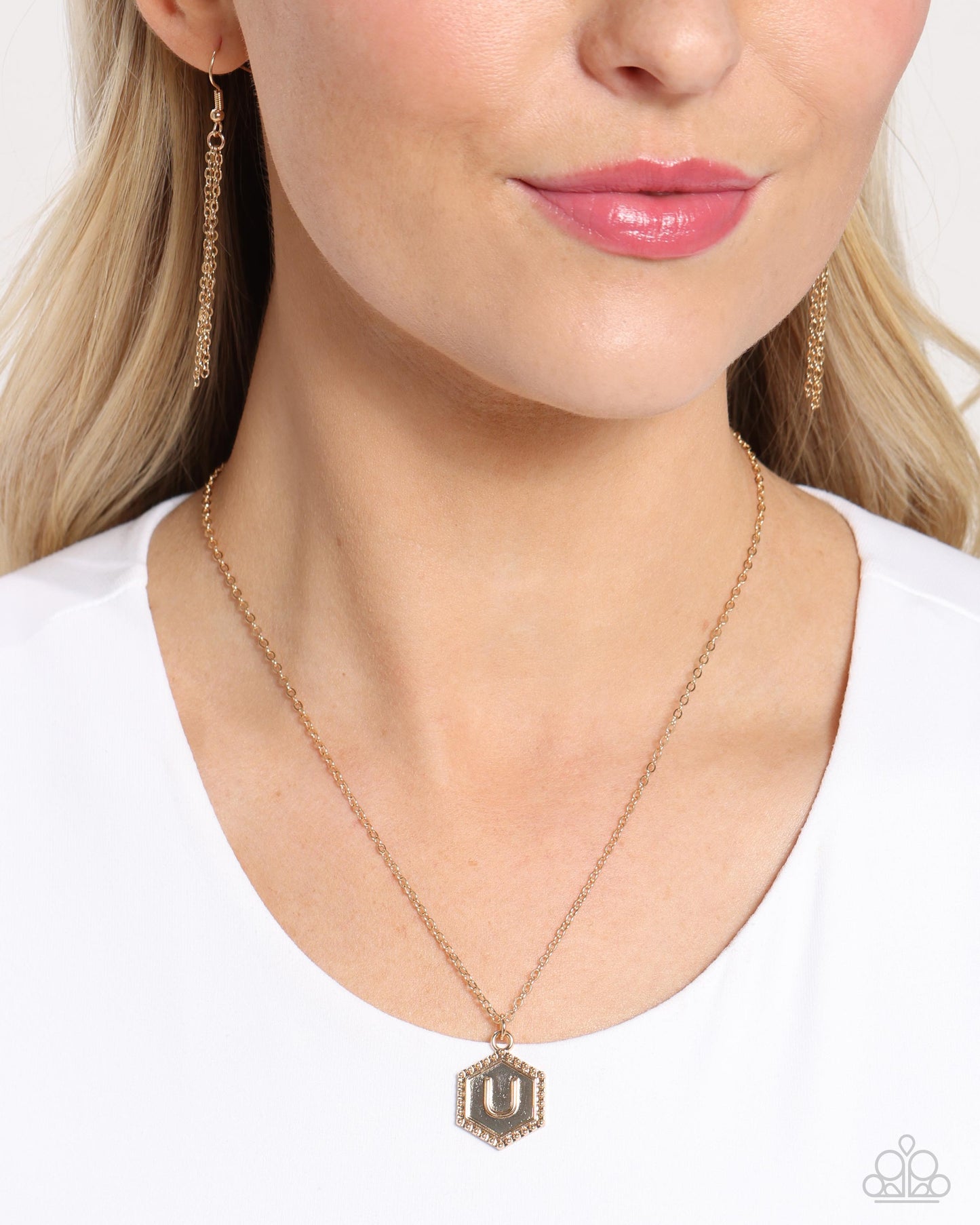 Emblematic Elegance - Gold - U