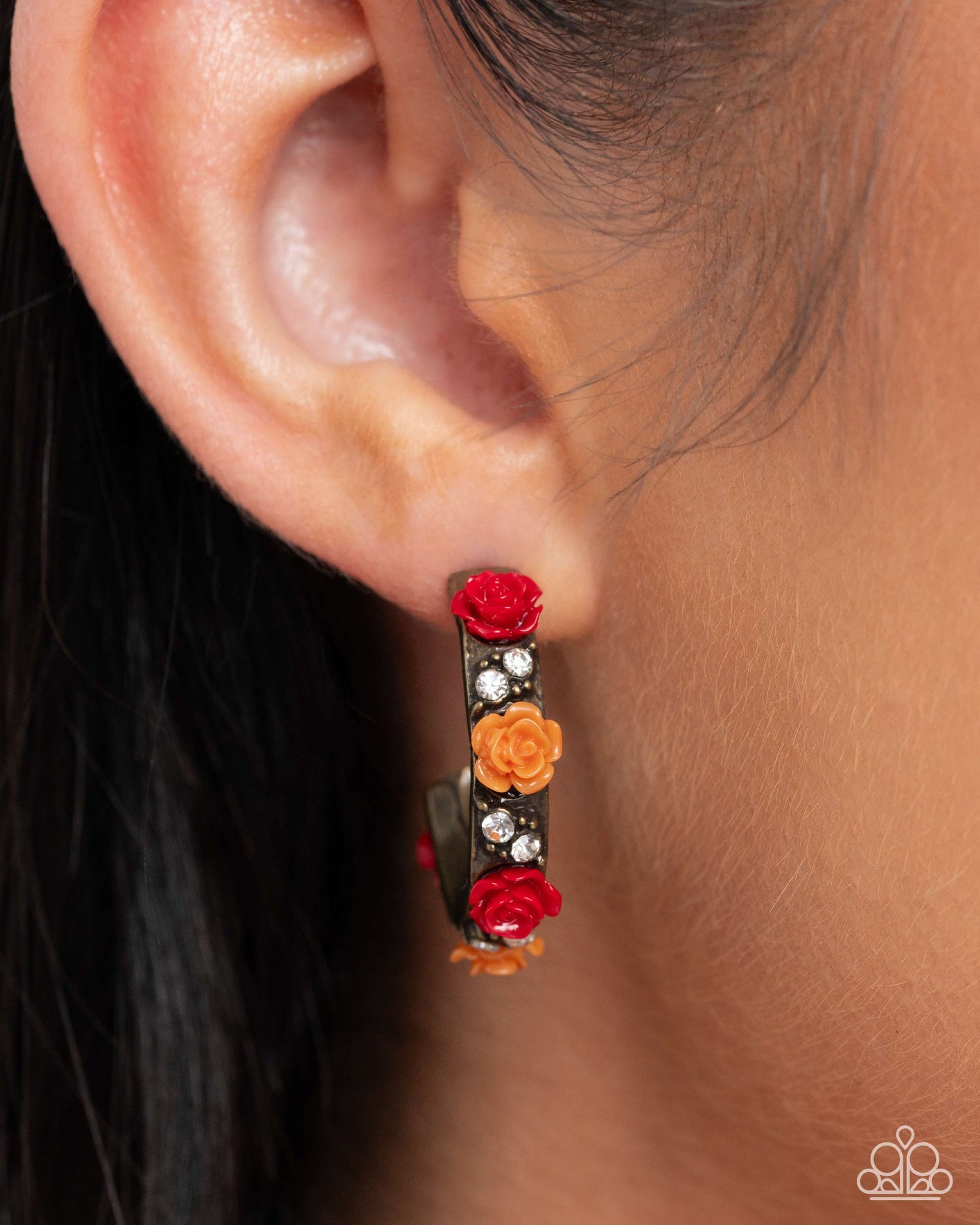 Complete Look brass flowers