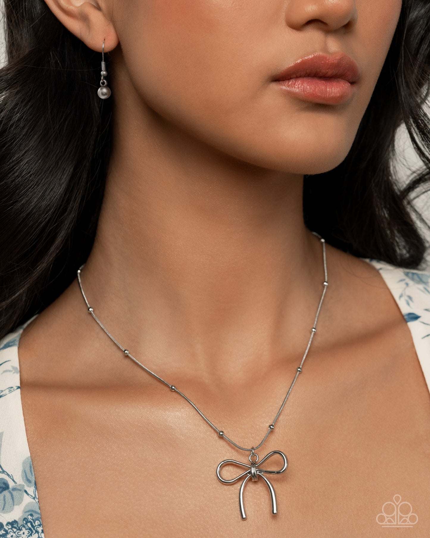 Complete Look silver bow necklace and earring set