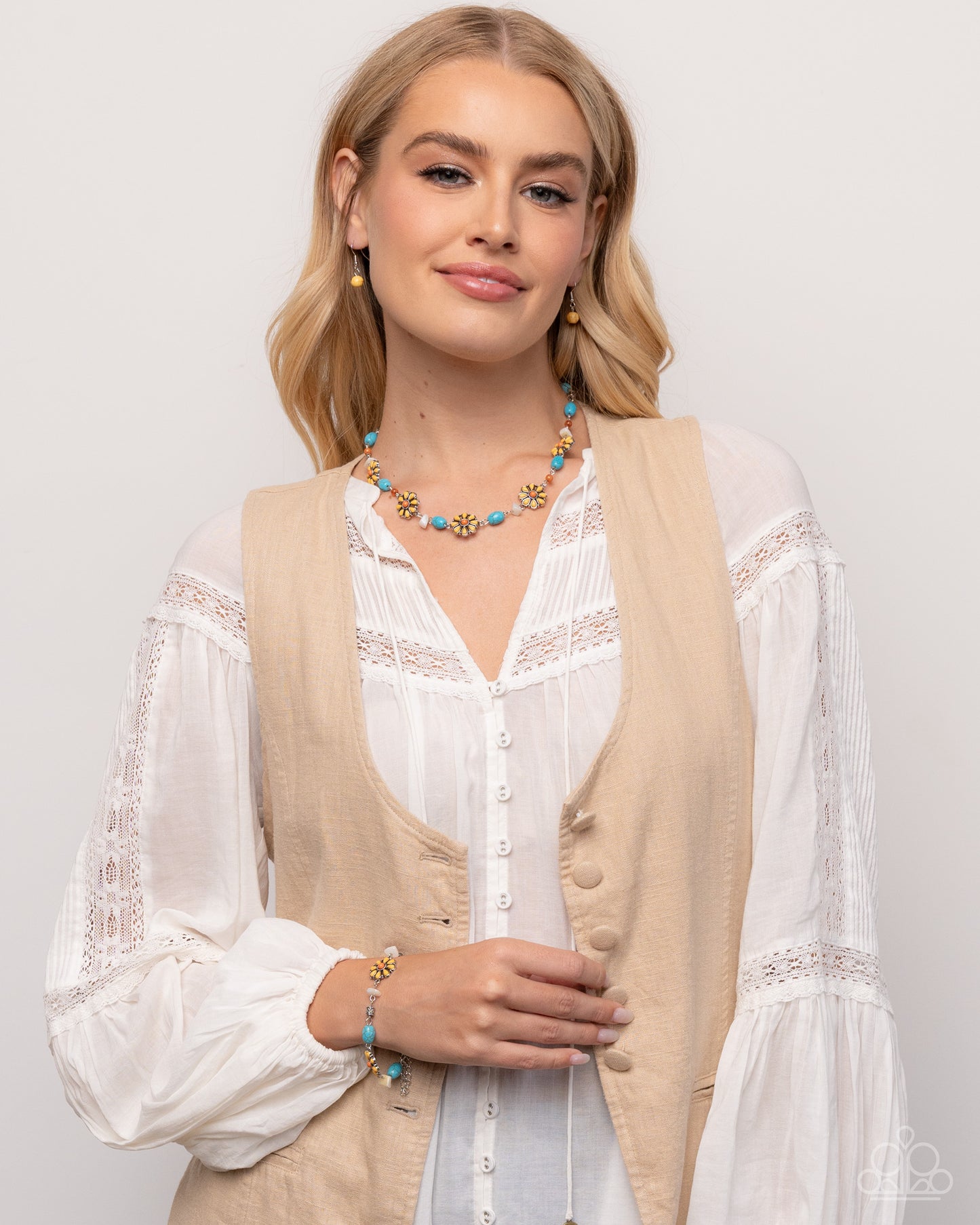 Complete Look turquoise with yellow flowers