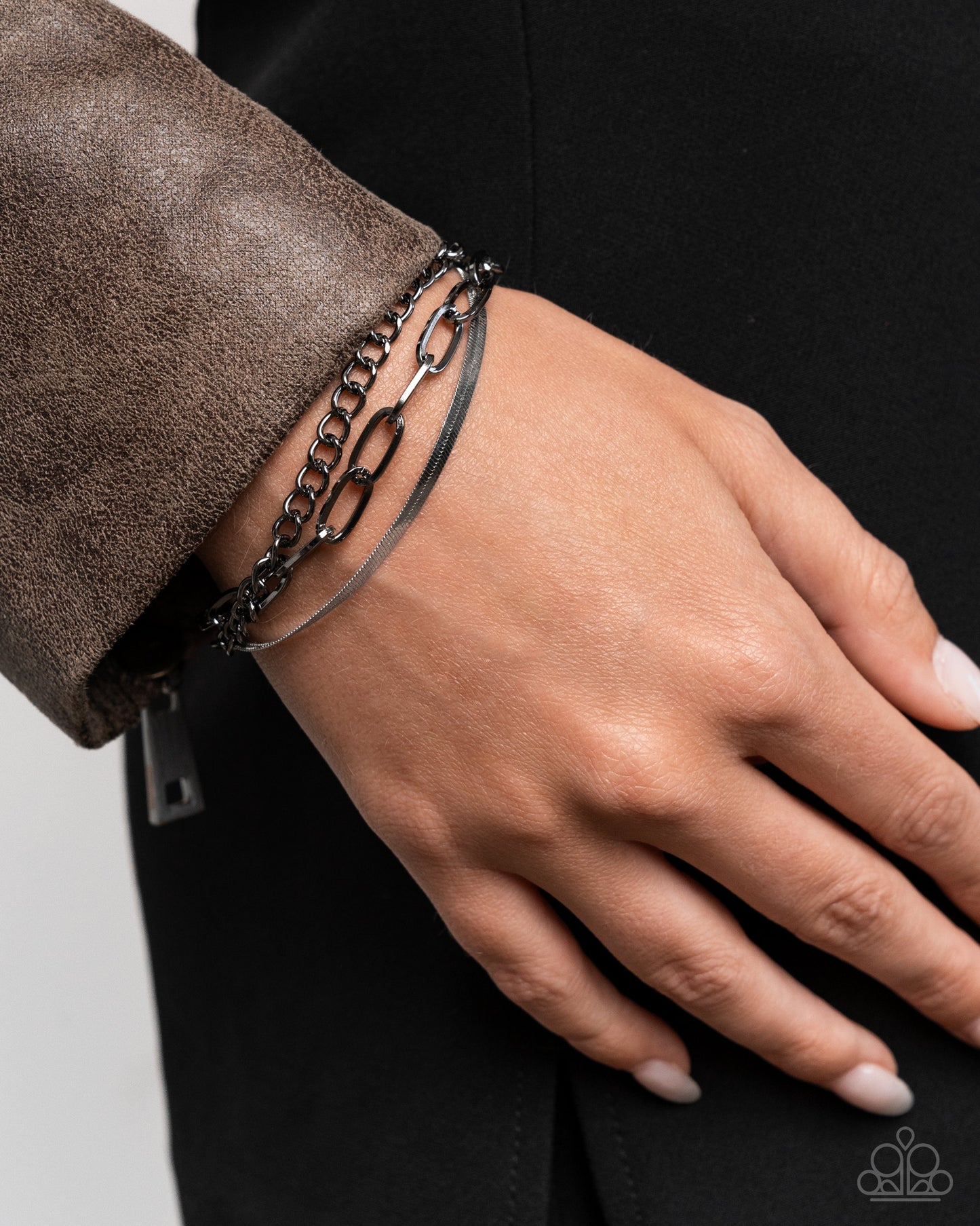 Complete Look multi gunmetal and silver chainlink necklace and bracelet set