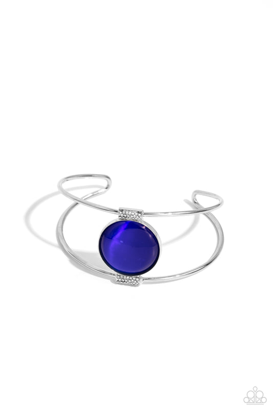 Candescent Cat’s Eye -Blue