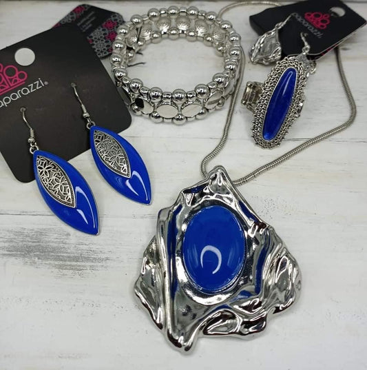 Blue necklace & earring set