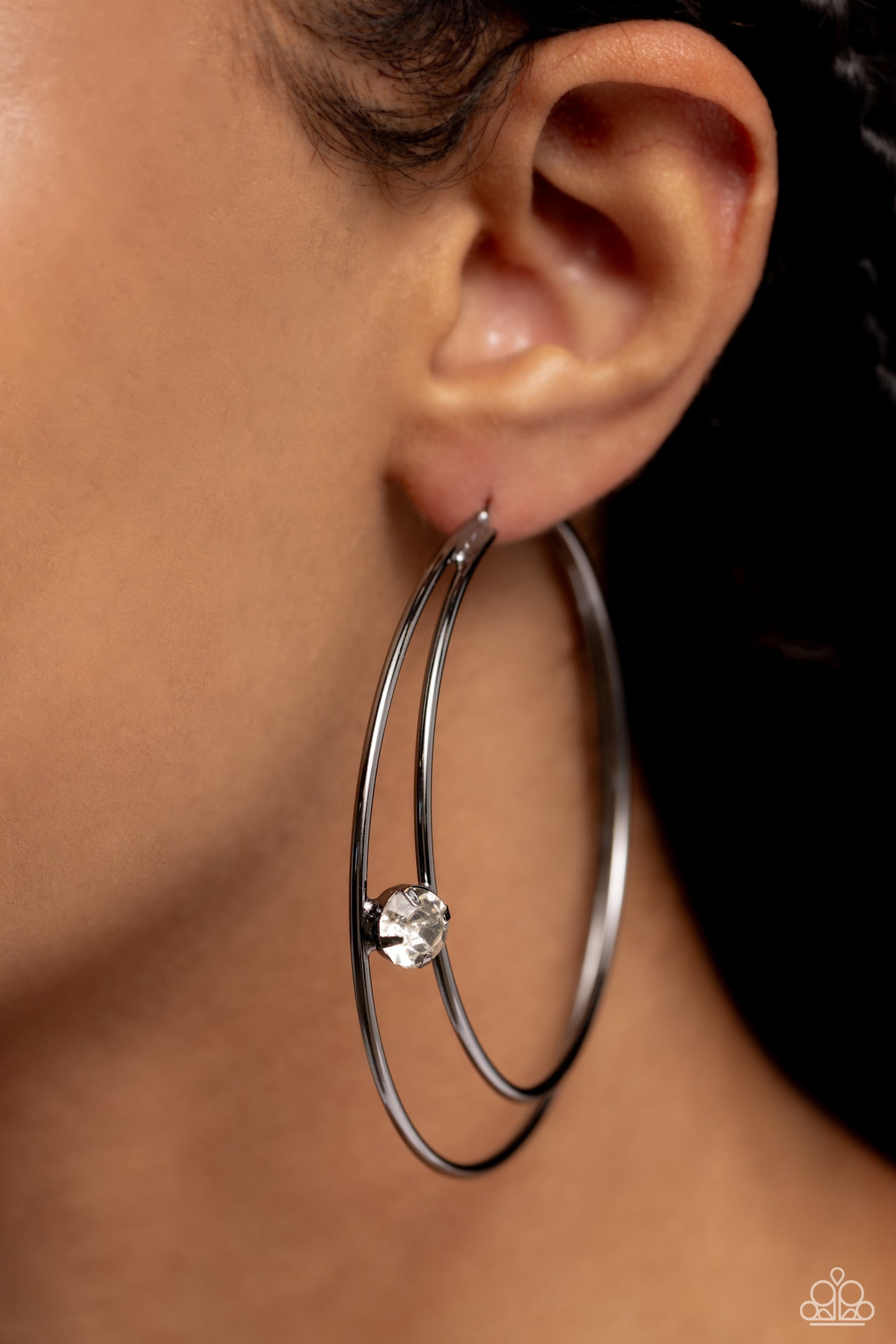 Theater HOOP - black