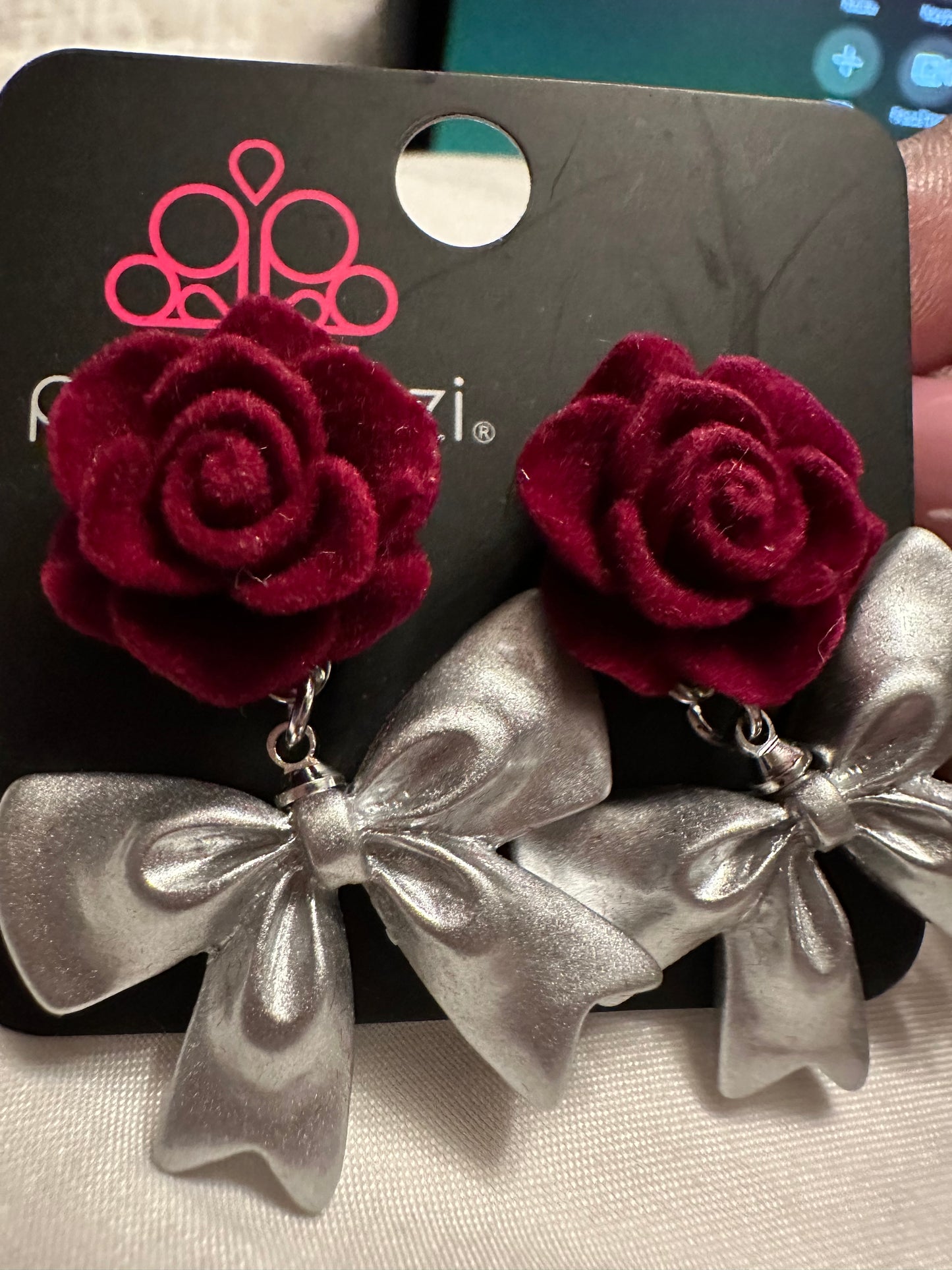Rosette Rarity - Red