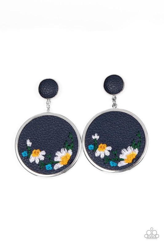 Embroidered gardens - blue