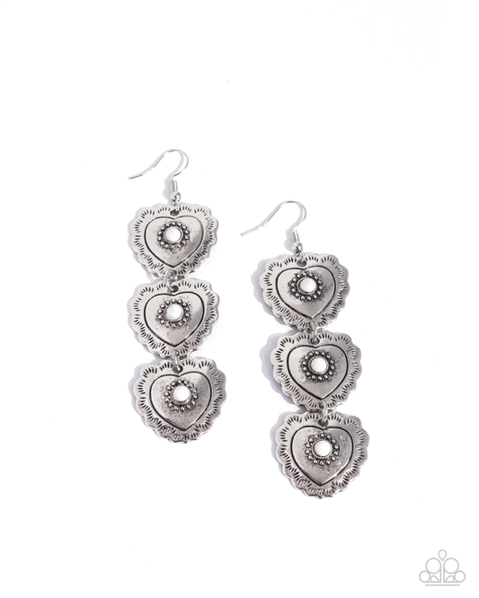 Vintage allure – white