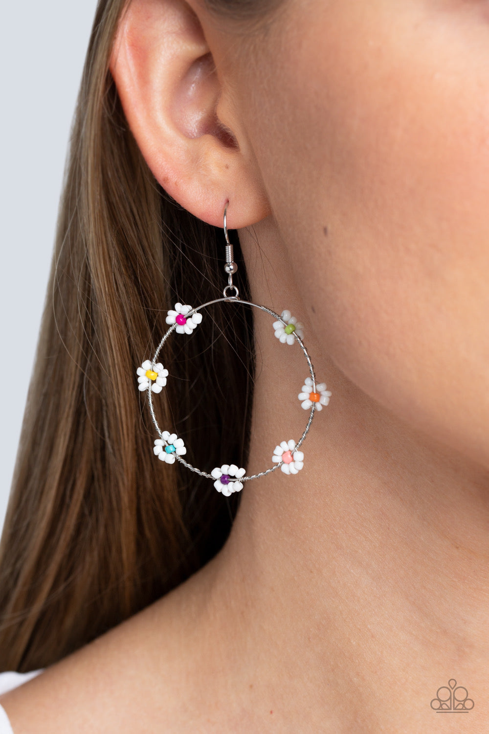 Dainty daisies - multi