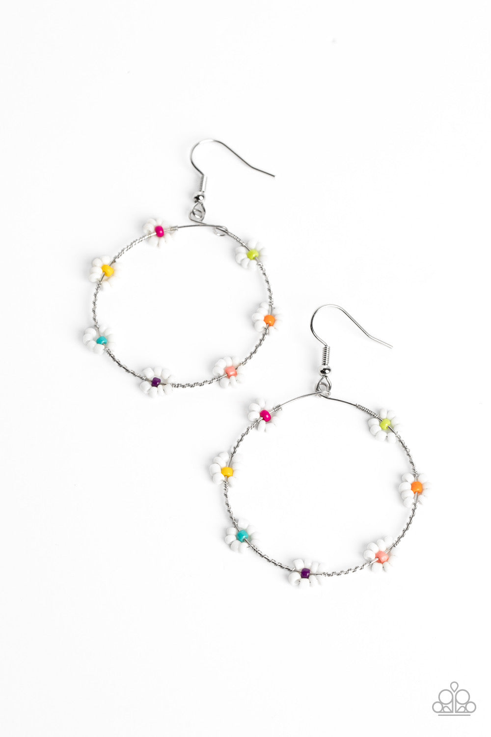 Dainty daisies - multi